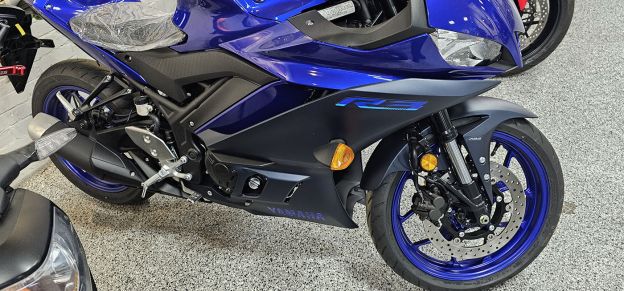 New 2023 Yamaha R3 300 cc Motorcycle TNT Golf Car Equipment