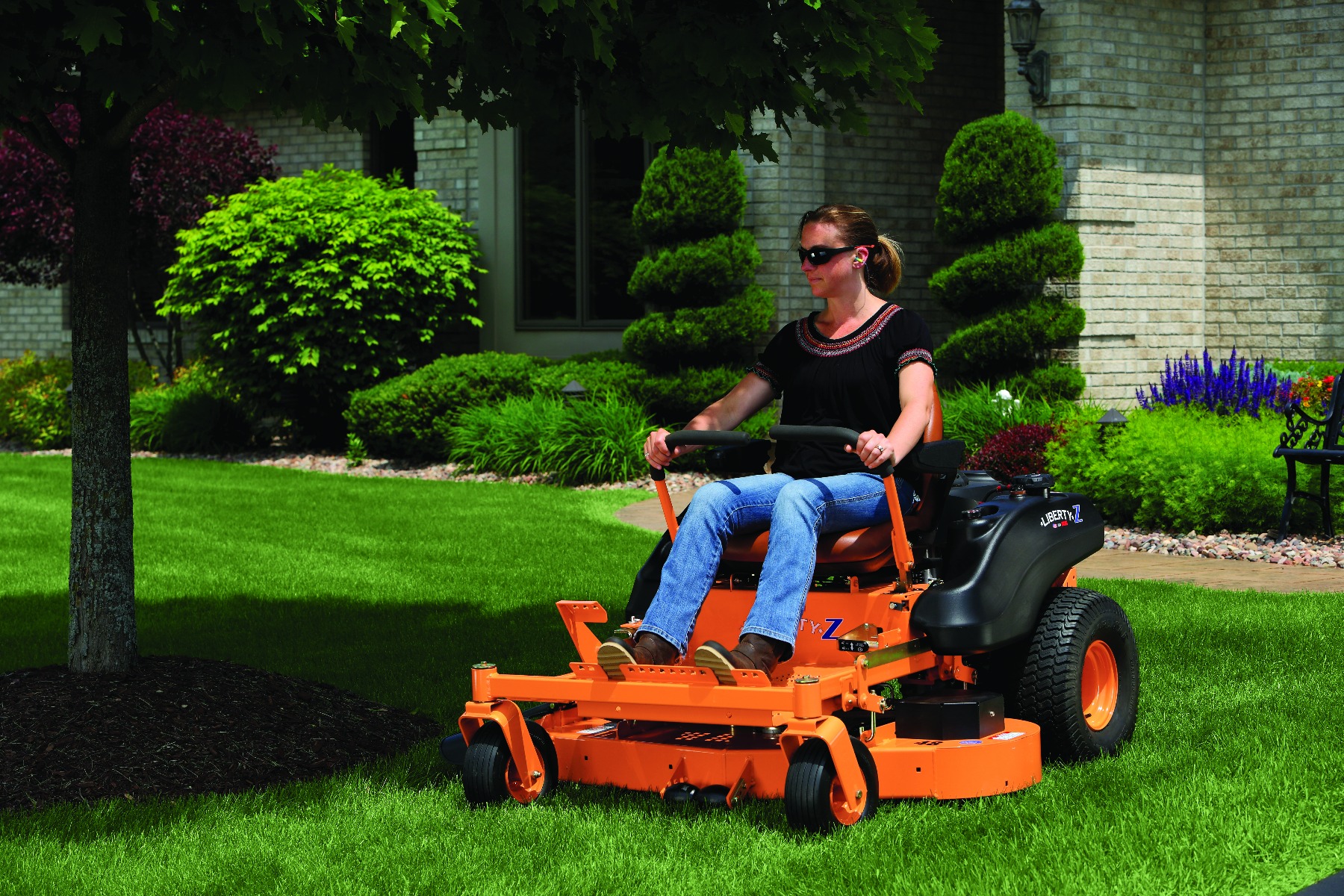 TNT Golf Car & Equipment Company : Cart Accessory, Yamaha Golf Car Parts, Custom Cart | TNT Golf Car & Equipment